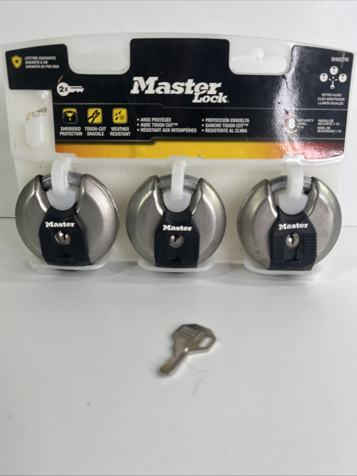 Master Lock Shrouded Padlock 3 Pack New Keyed Alike M40XTRI (one Key)