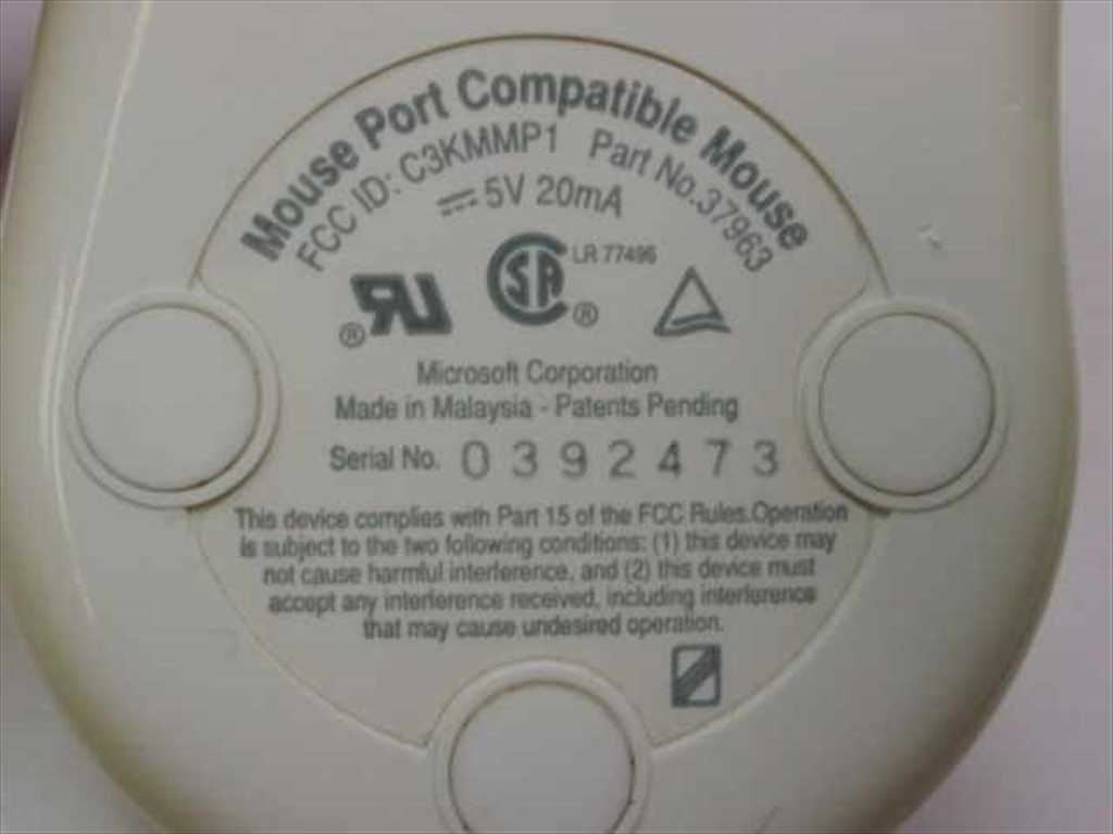 Microsoft Mouse PS/2 Mouse 2 Button- Yellowed 37963