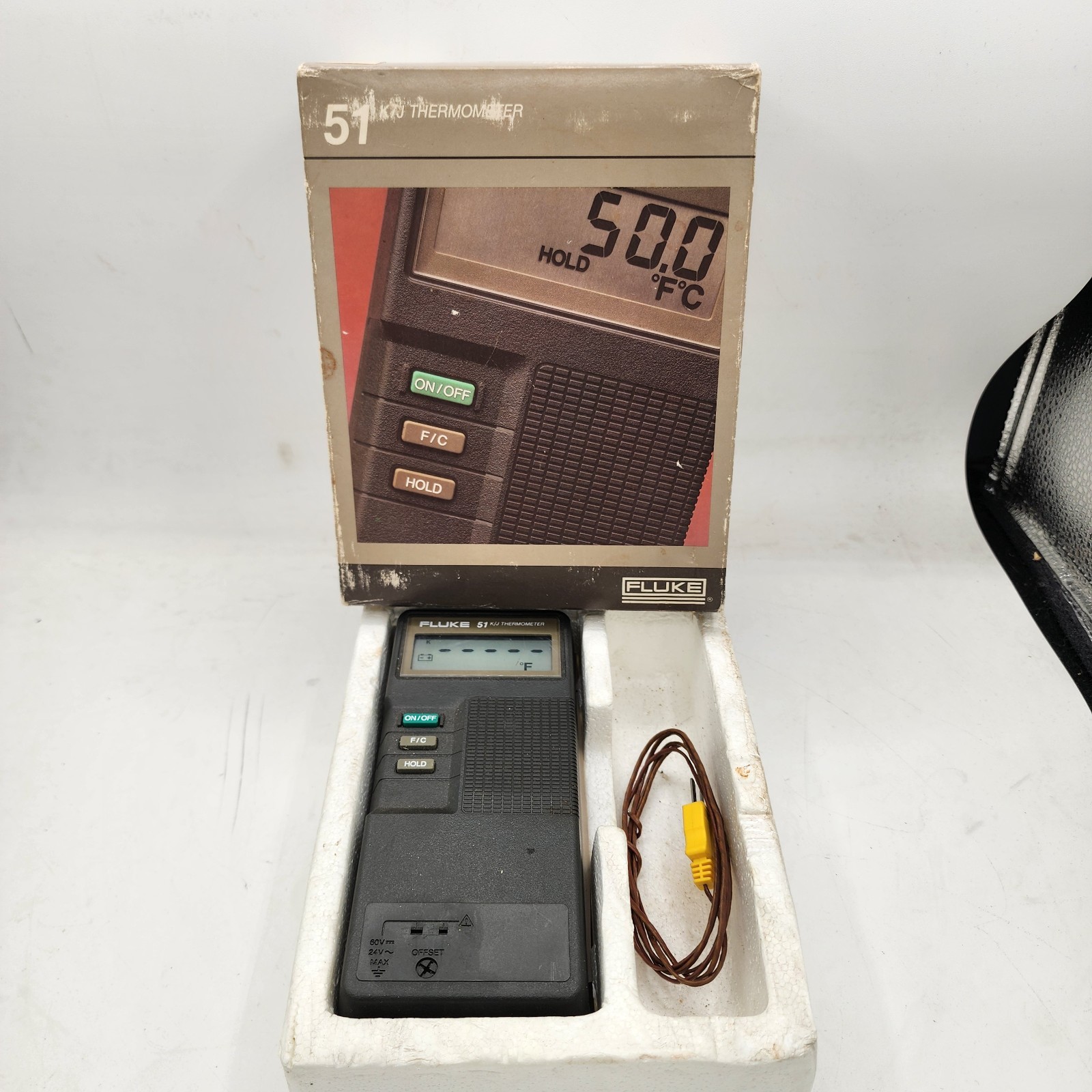Fluke 51 K/J Digital Thermometer Boxed With Probes & Operations Manual