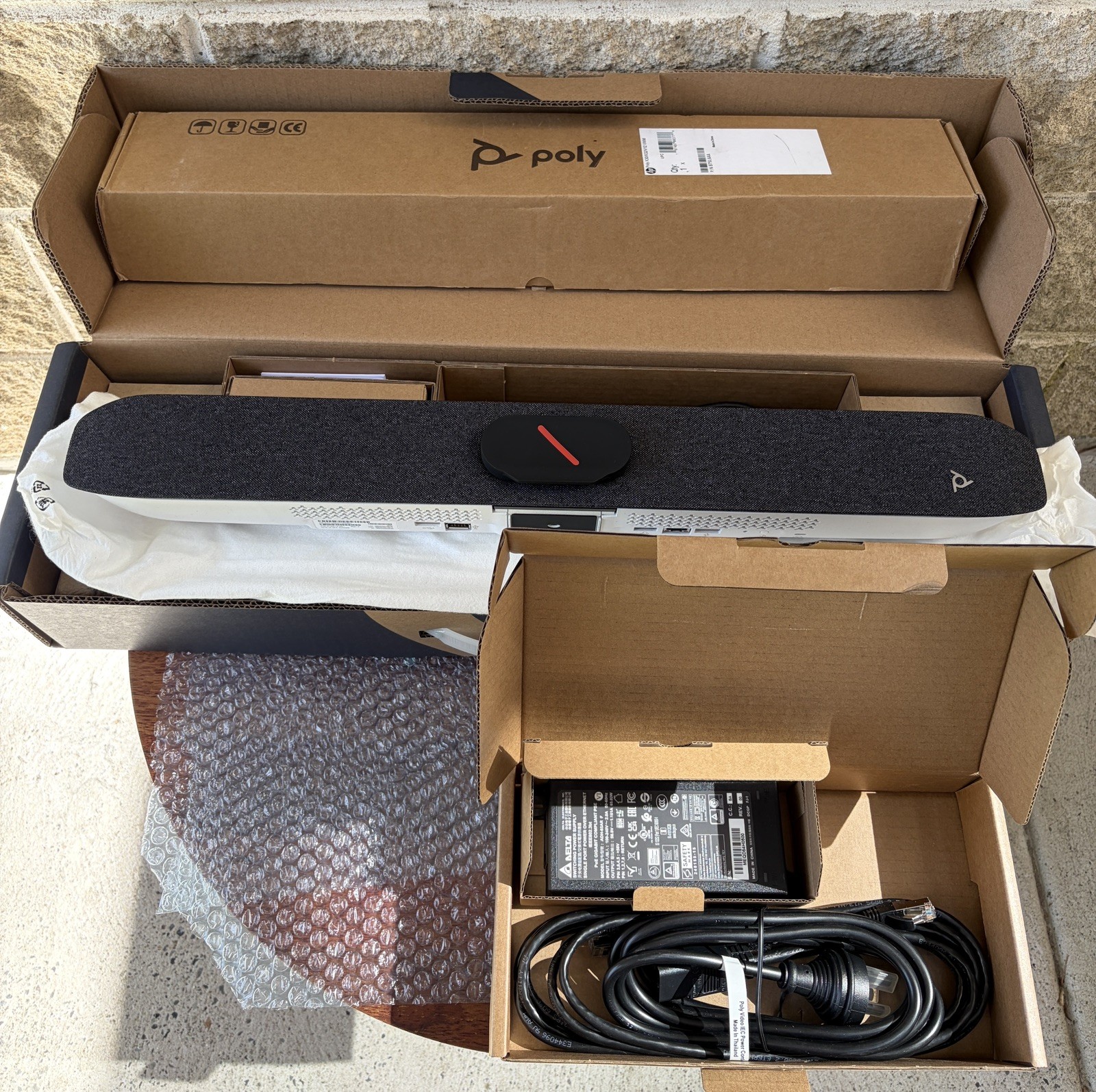 New-Poly Studio V12 USB Video Bar with Wall mount and Poe Injector
