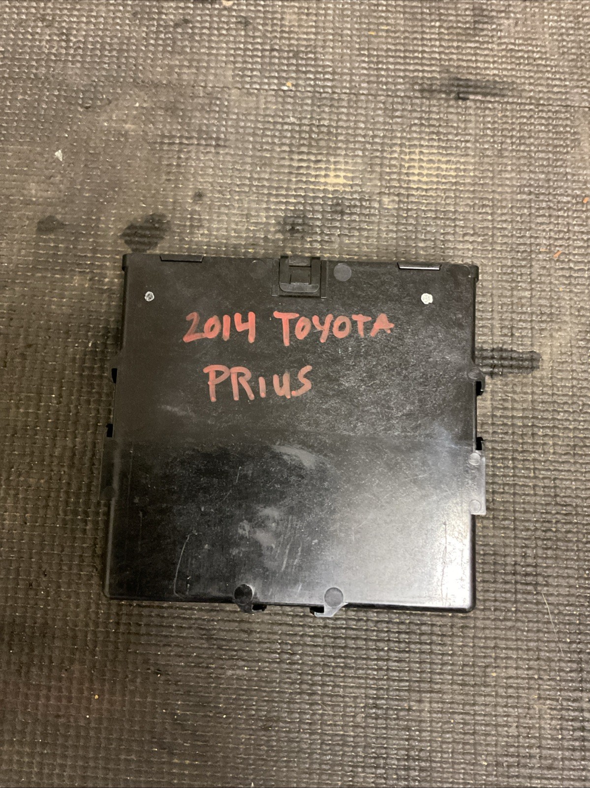 2014 Toyota Prius Power Supply Charger Control ECM