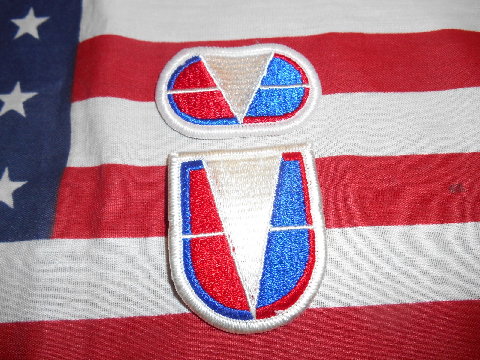 27TH ENGINEER  BATTLION AIRBORNE BERET FLASH & PARA OVAL