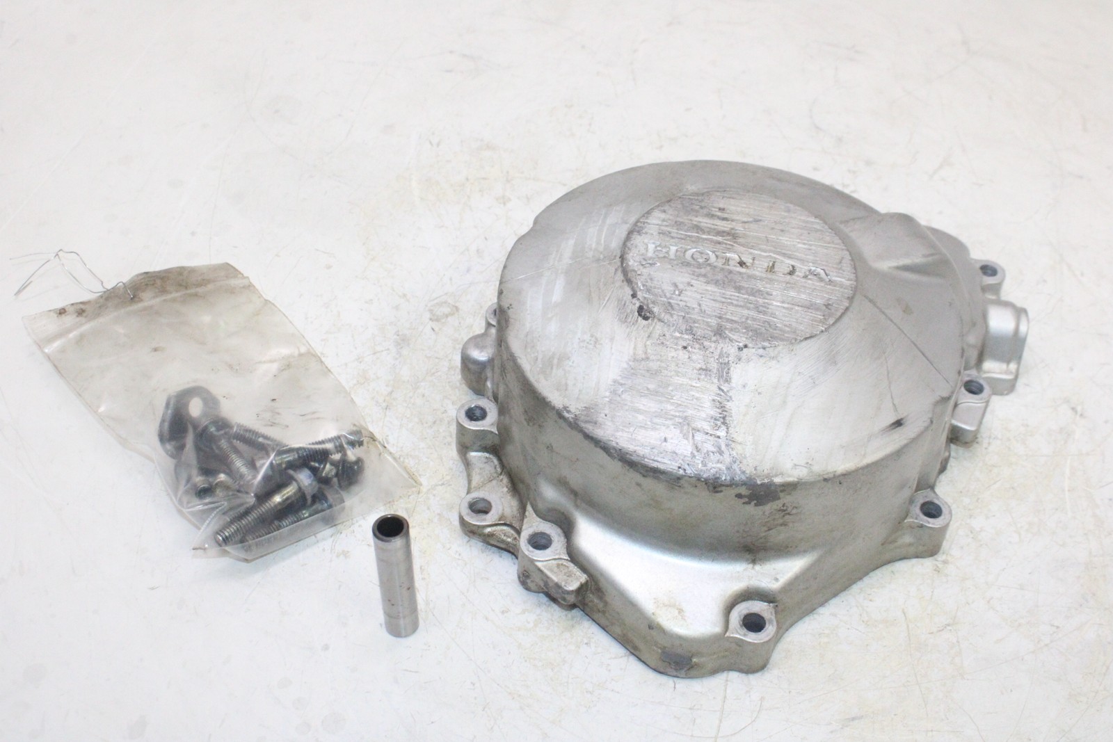 1992 Honda CBR600F2 OEM STATOR MAGNETO ALTERNATOR GENERATOR COVER