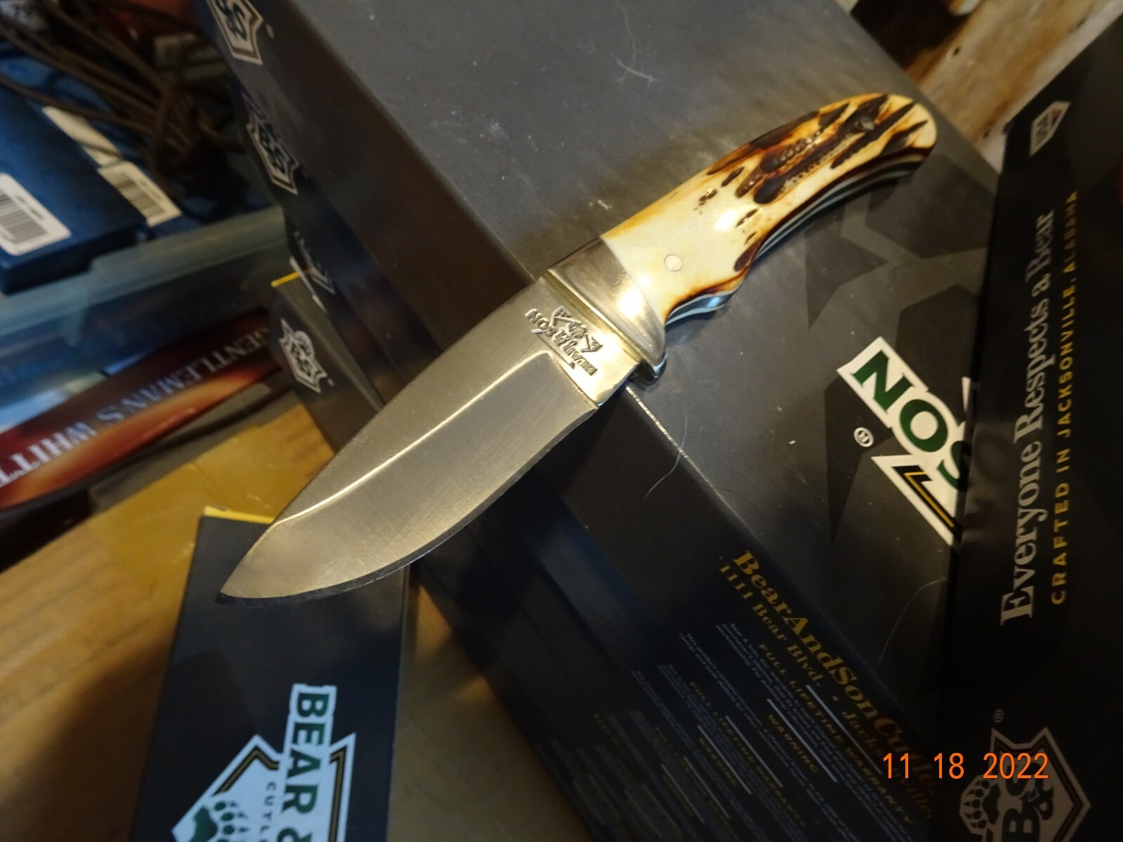 BEAR & SONS CUTLERY 7" DROP POINT HUNTER INDIA STAG BONE HANDLE LEA SH MADE USA