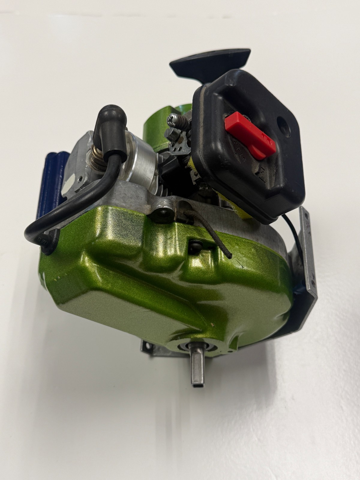 Excellent McCulloch 28cc 32cc Gas Marine RC Remote Control Engine w/ Extras