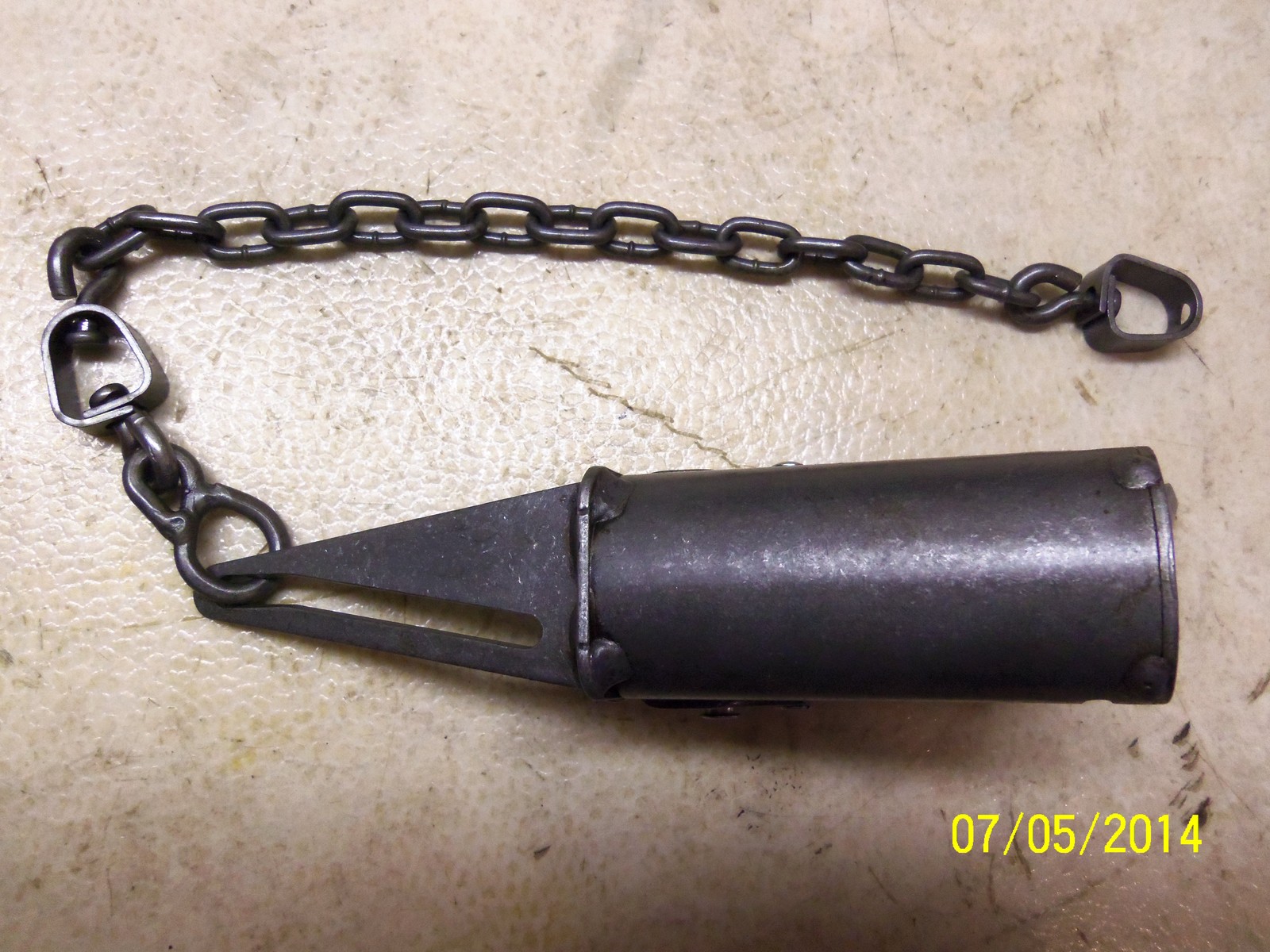 1 New Freedom Brand FB2 Dog Proof Foothold Coon Traps Trapping Raccoon