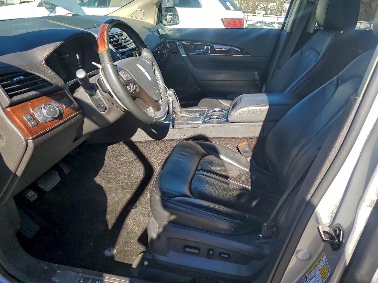 MKX 2015 Glove Box 4958466
