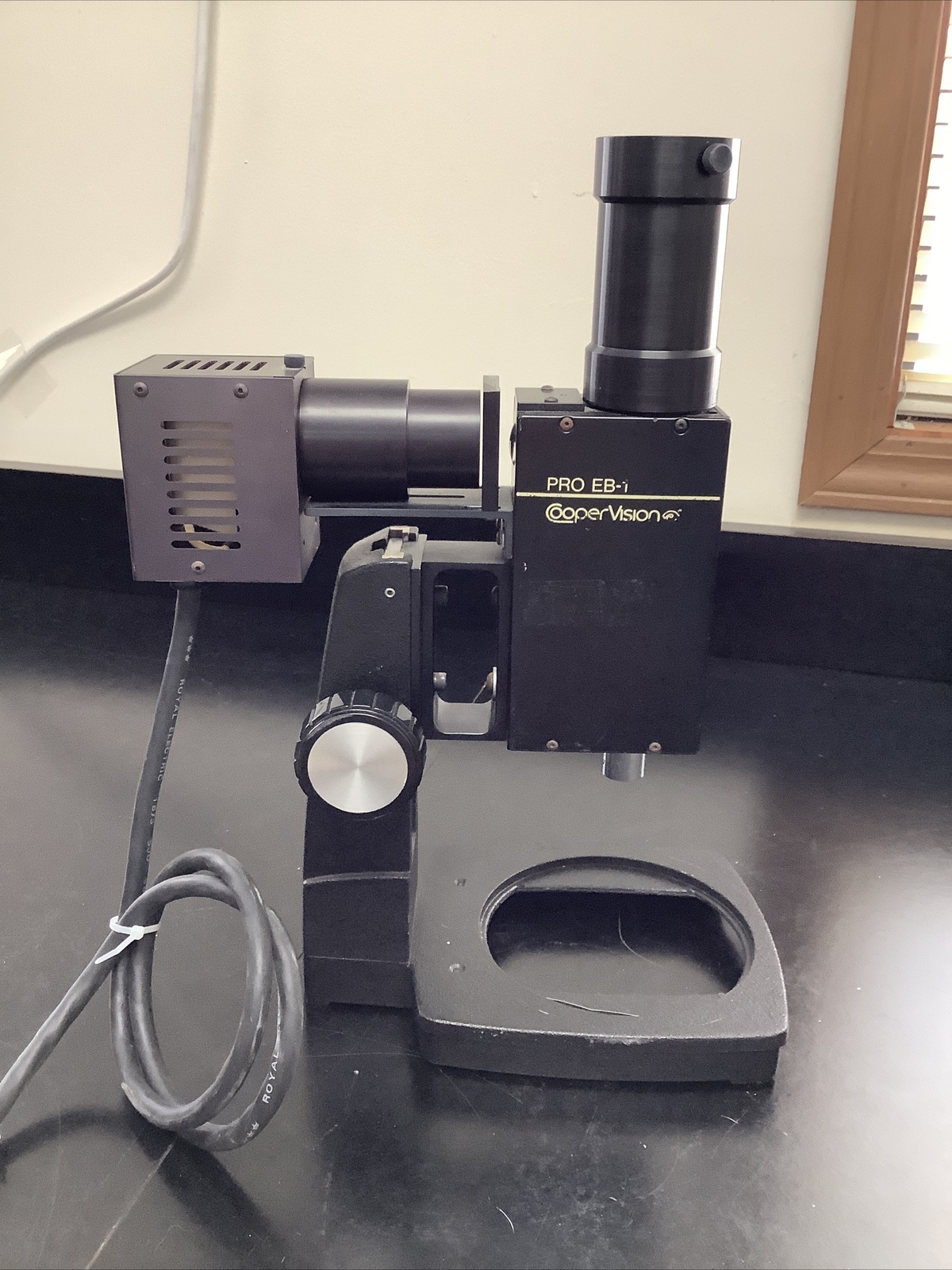 CooperVision Pro EB-1 Microscope