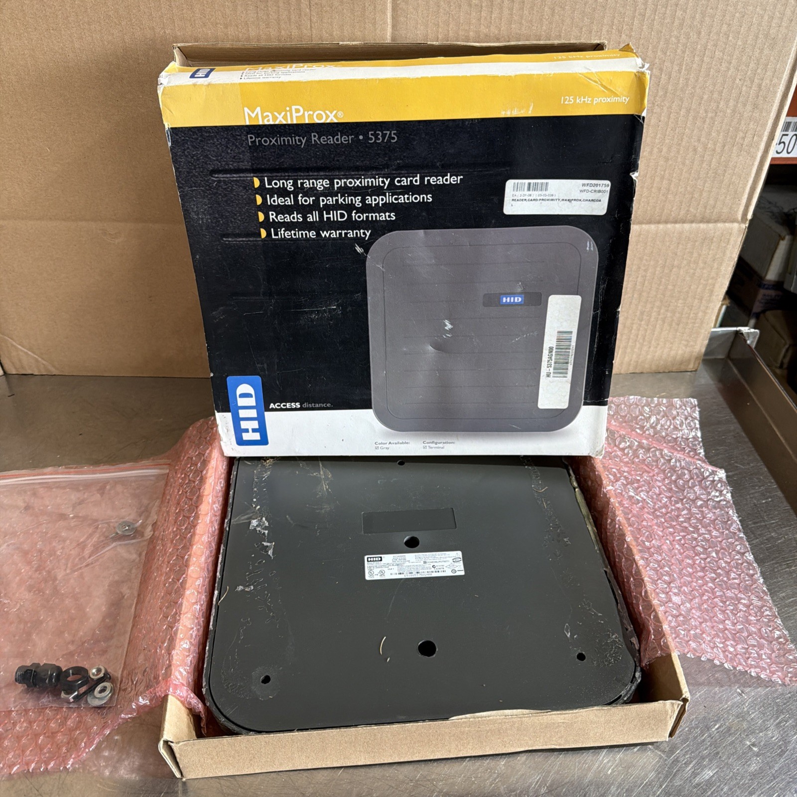 HID MaxiProx 5375AGN00. Offered For Parts/Repair. Taken Out Of Service