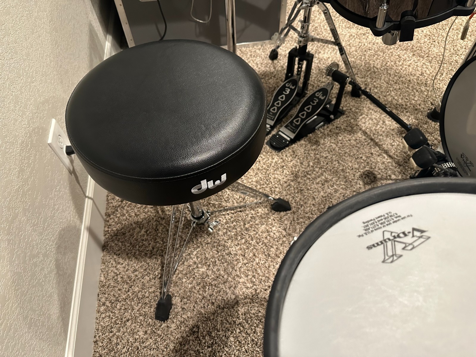 *** HUGE ROLAND TD 30 KV DRUM SET + ROAD CASES