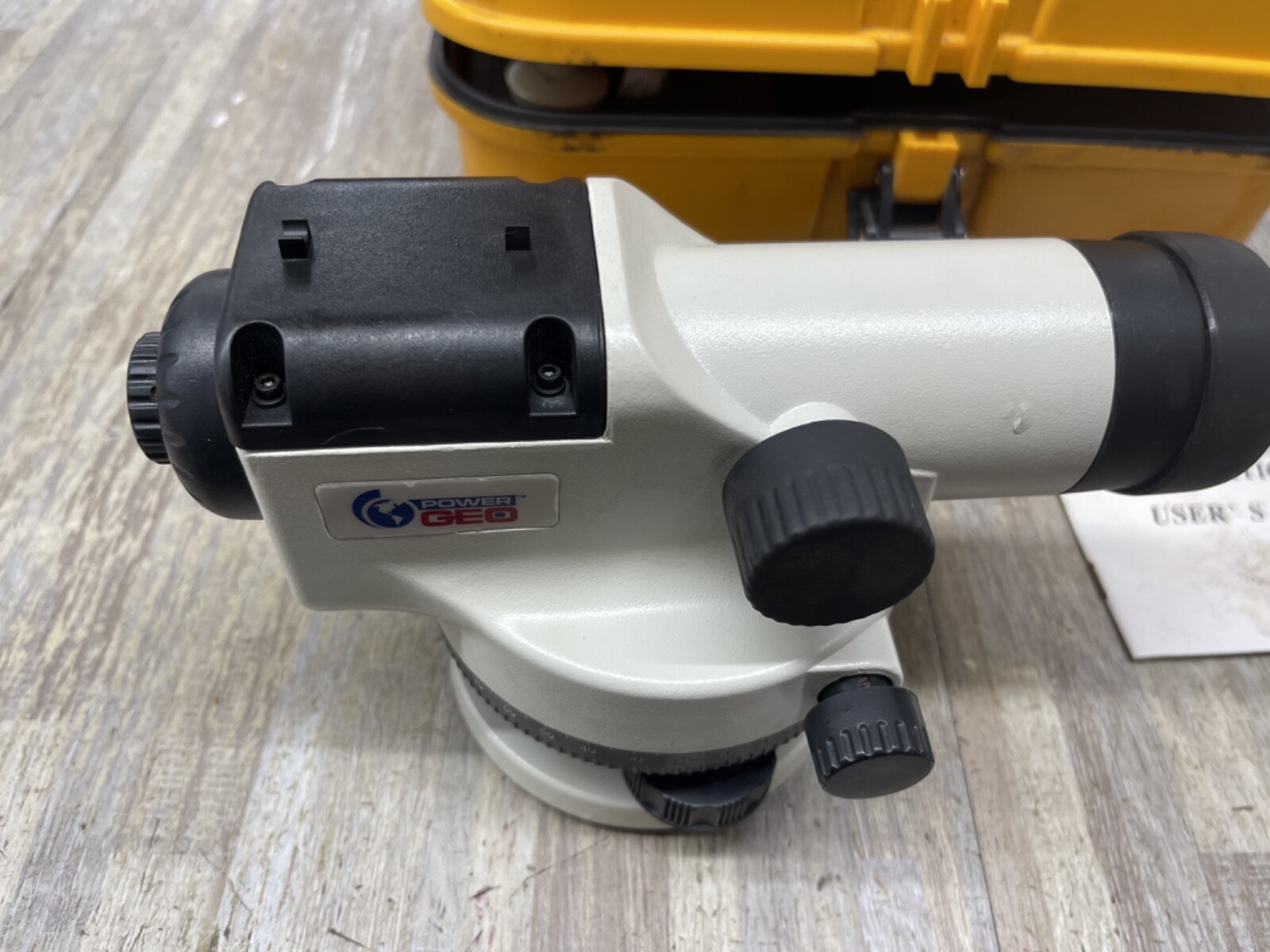 Geo Al32 Transit with case , nice