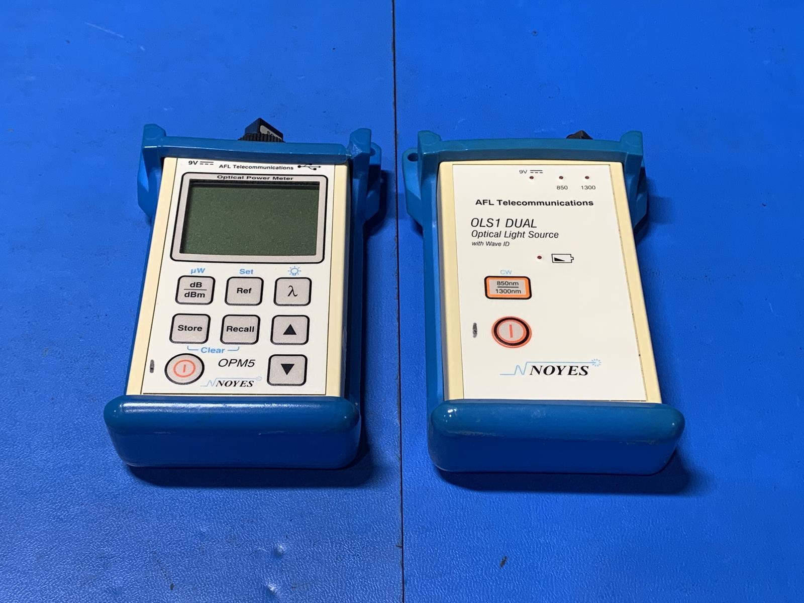 Noyes OPM5-2DAFL Optical Power Meter W/ OLS1 Dual Optical Light Source LS1D