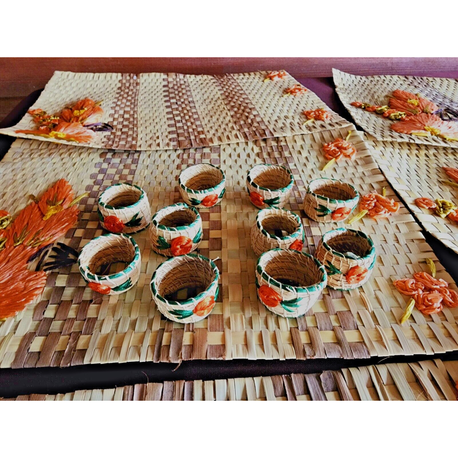 Placemats-Napkin Holders-Mexican Style-Woven Straw 6 Placemats & 10 Holders