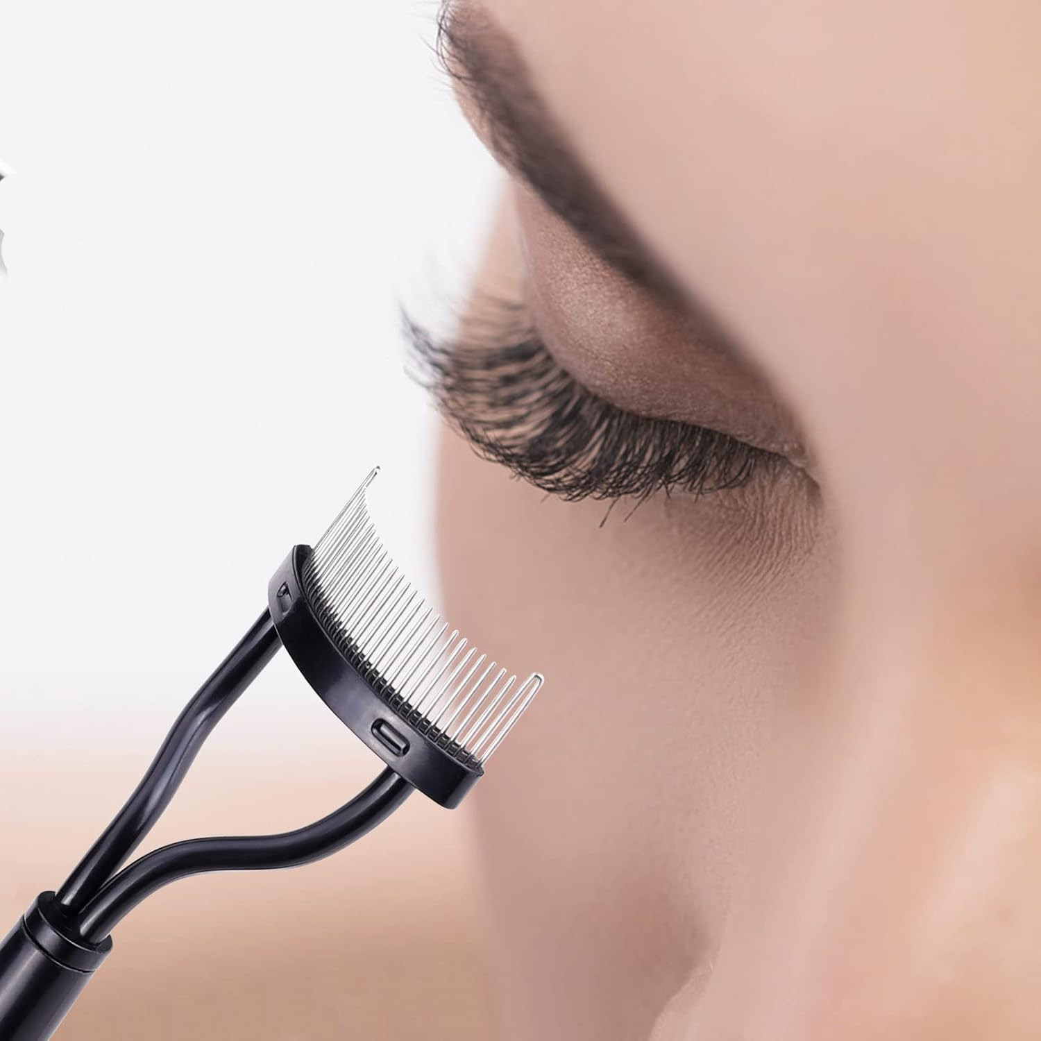 Eyelash Comb Eyelash Separator Tool Arc Designed Lash Brush Separator with Cove