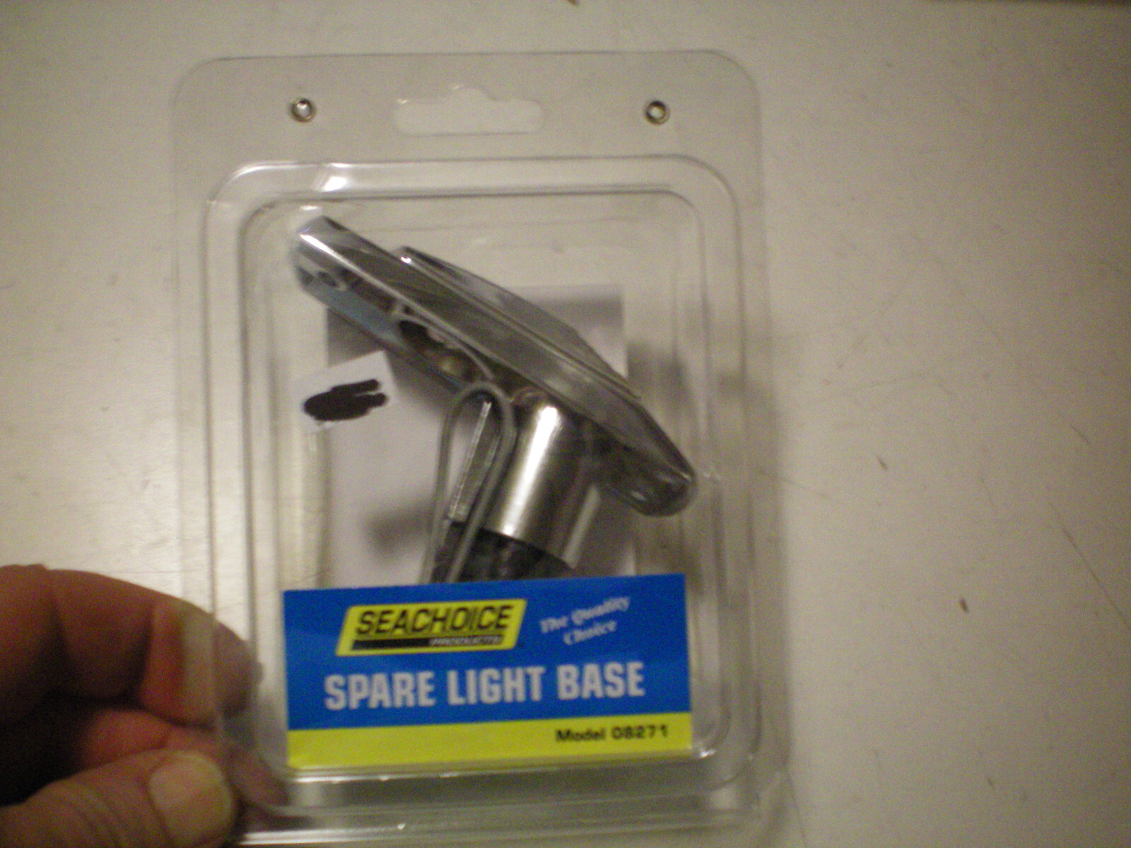 SEACHOICE #08271  SPARE LIGHT BASE, FREE FREIGHT
