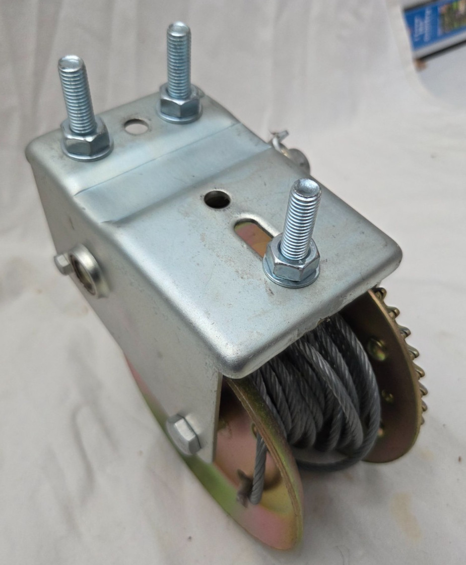 Metal Hand Winch 1200 lbs Capacity