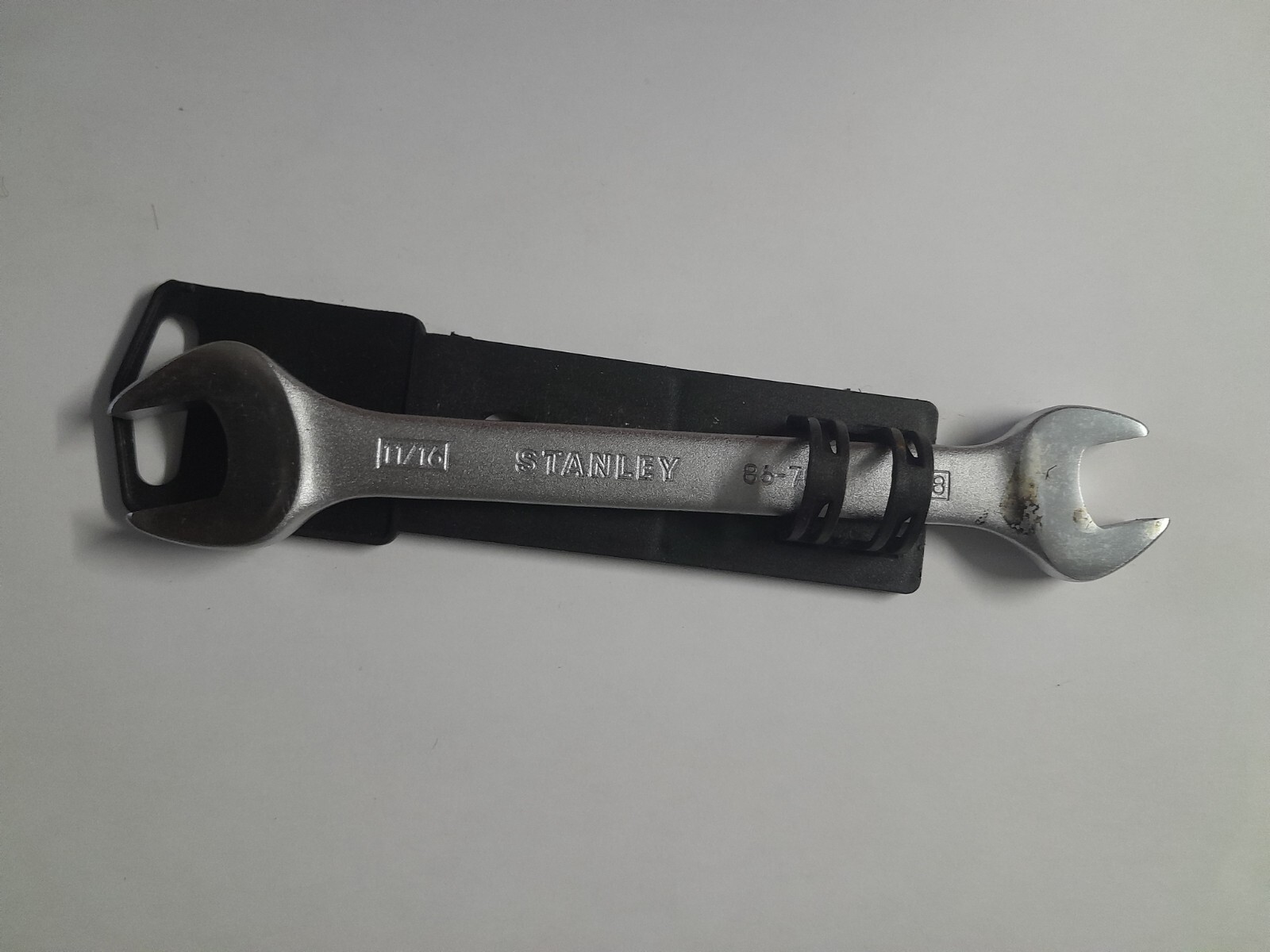 Stanley 11/16" x 5/8" Double Open End Wrench 86-707