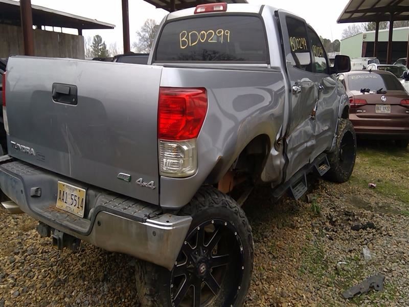 Chassis ECM Communication Multimedia Interface Fits 12-13 TUNDRA 579345