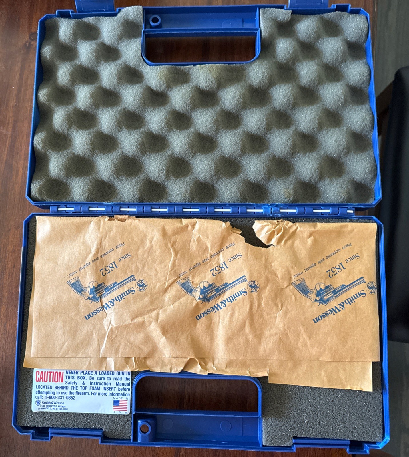 SMITH & WESSON .357 FACTORY GUN CASE FREE SHIPPING