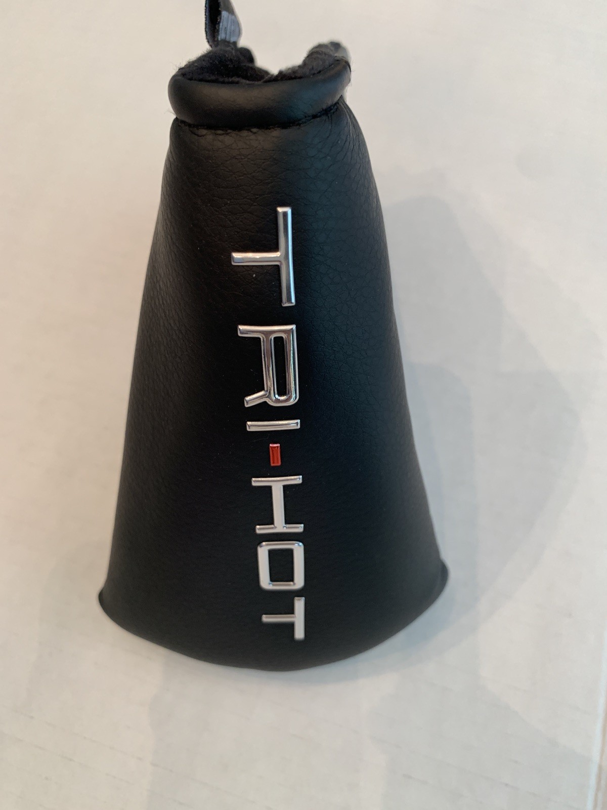 Odyssey Tri Hot Mid Mallet Blade Style Putter Head cover
