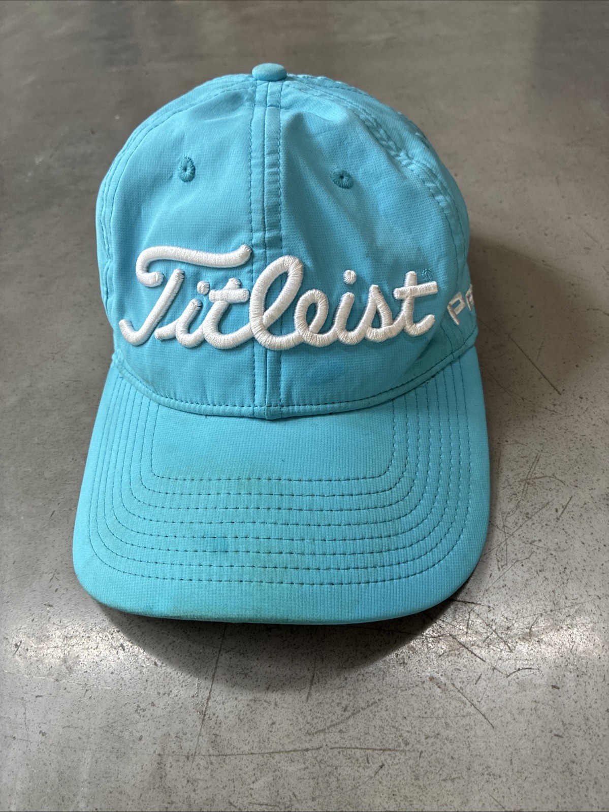 Titlelist Golf Cap Turquoise Color Adjustable Sizing  Preowned