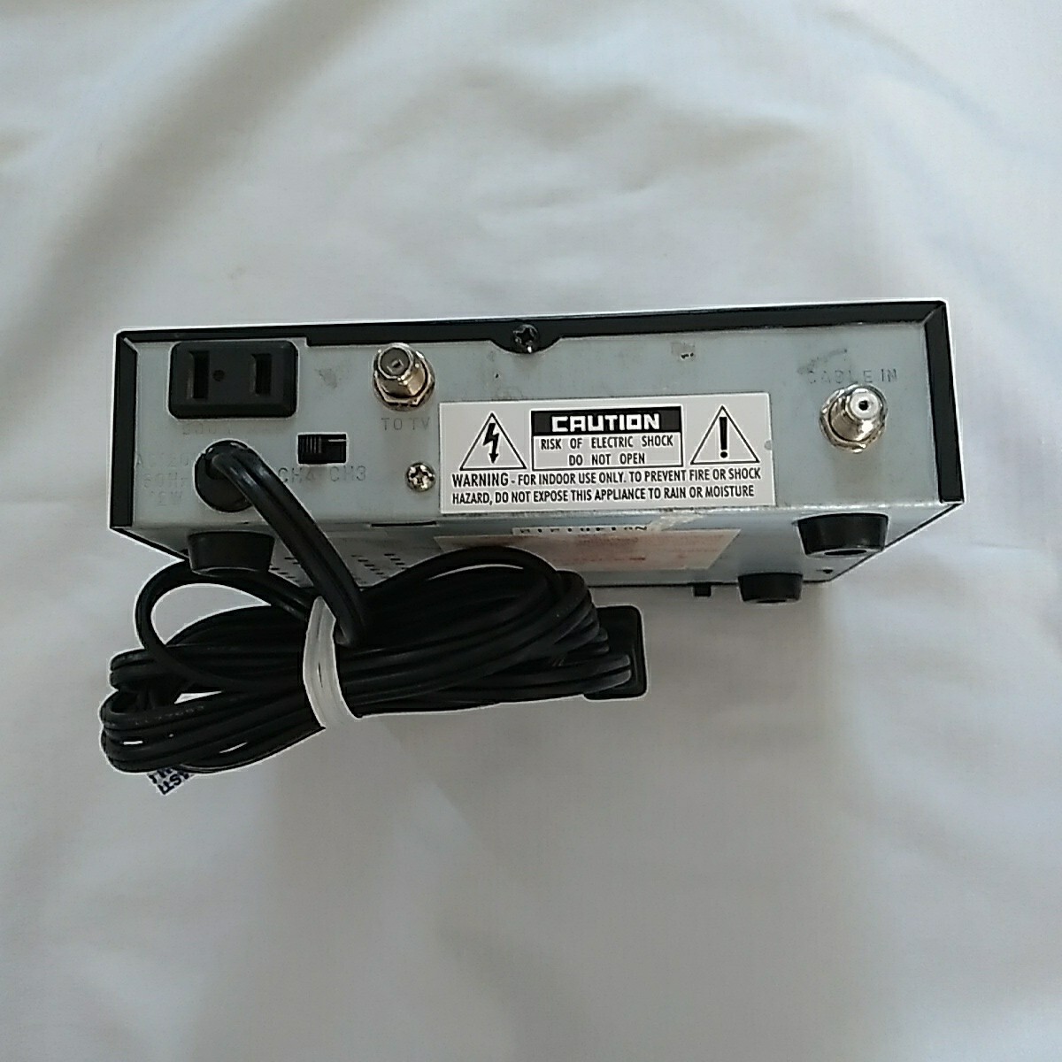 Radio Shack 83 Channel Remote Control Cable Converter With Remote