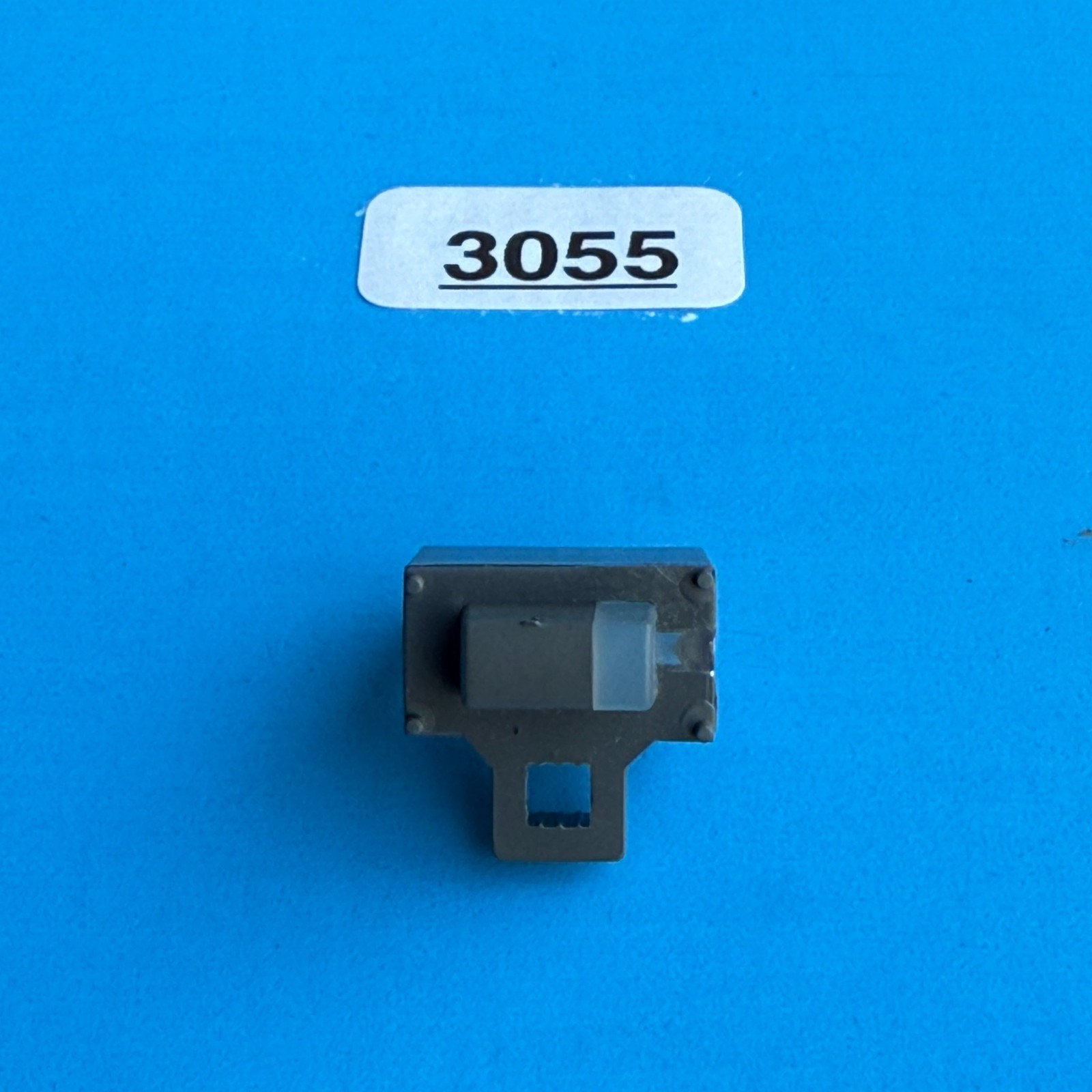 [FRS] YAMAHA MG10/2 Mixer Used Part: Phantom Power +48V Black Button Cap Cover