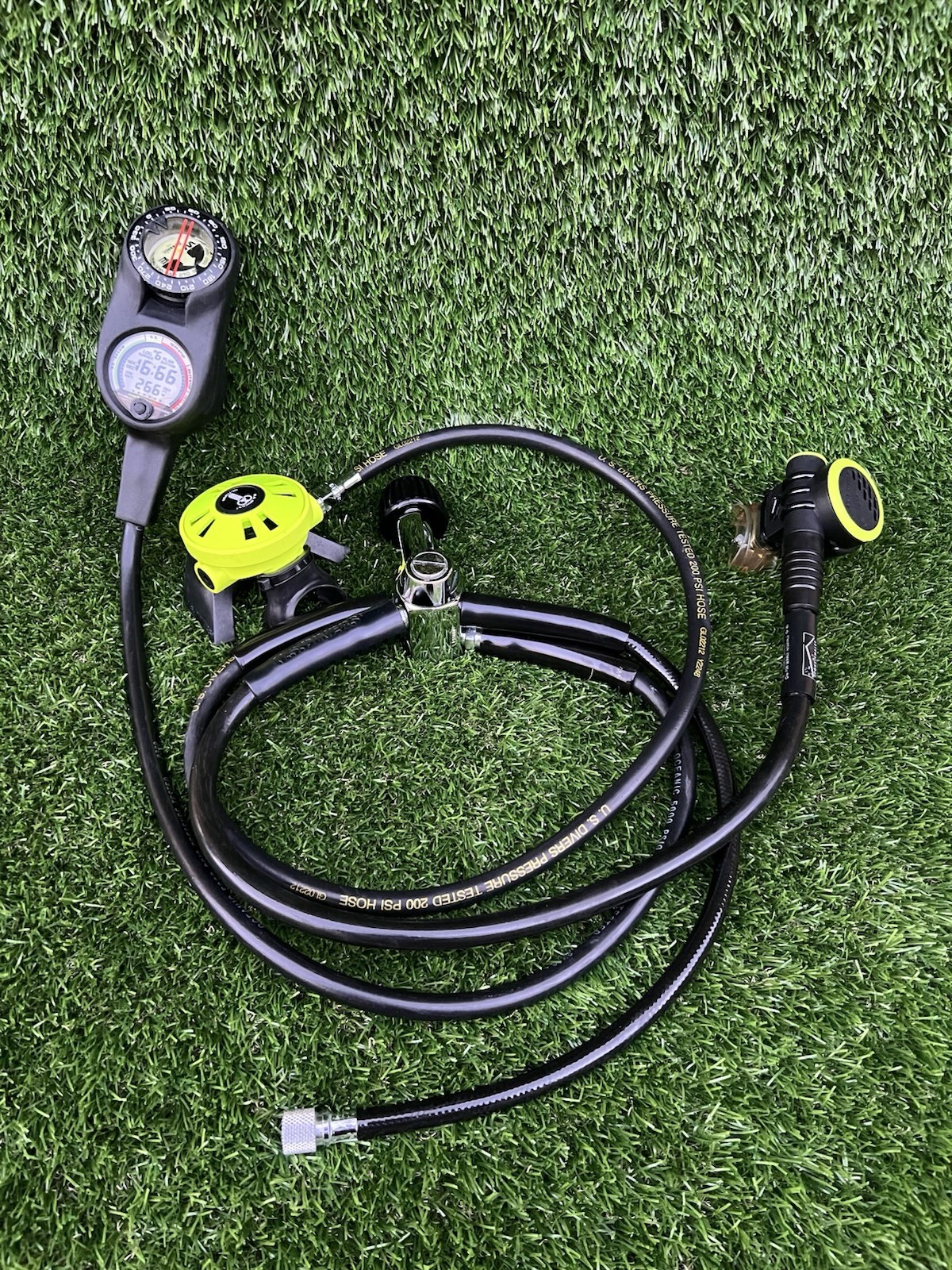 U.S. Divers Aqua-Lung, Regulator, Oceanic DataMax Sport, 1st 2nd Stage S/N:554