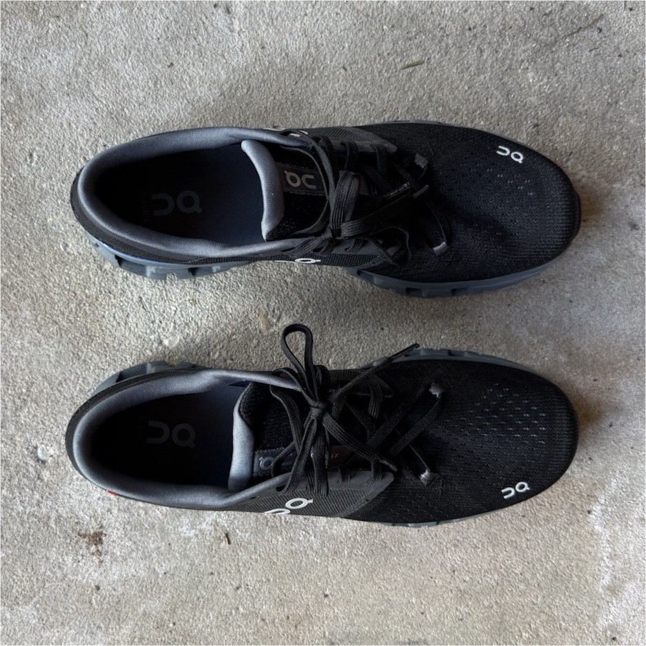 On Cloud Men's Running Shoes Black Mesh US 12 EU 47 UK 11.5 Athletic