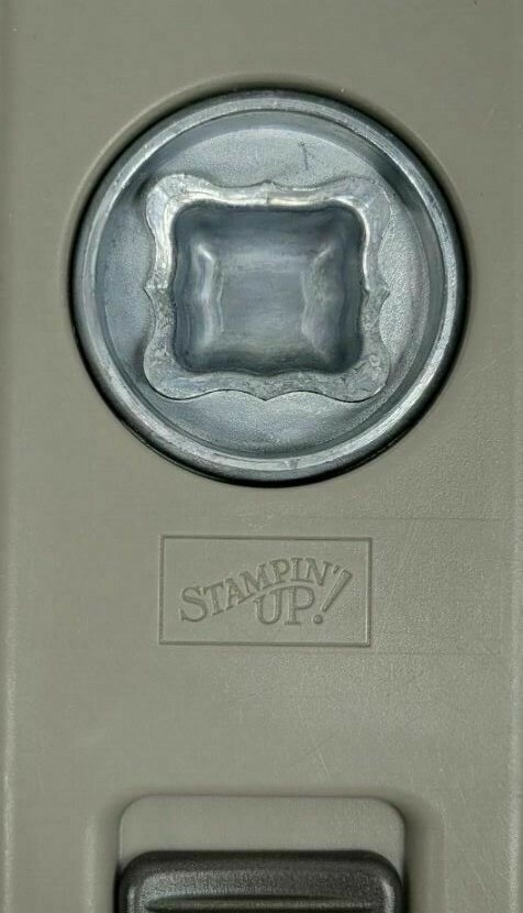 Stampin Up PETITE CURLY LABEL Punch  Scrapbook EK Success Tag 3 inch