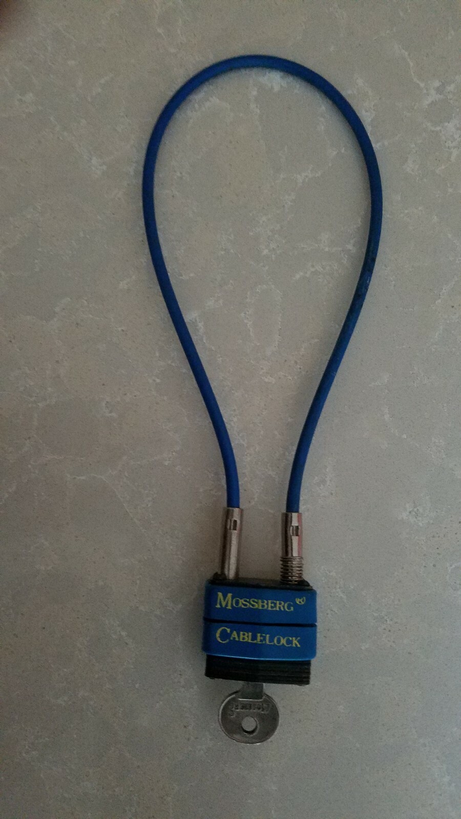 Mossberg Cable Lock Gun Lock - Blue Child Safety Firearm Lock