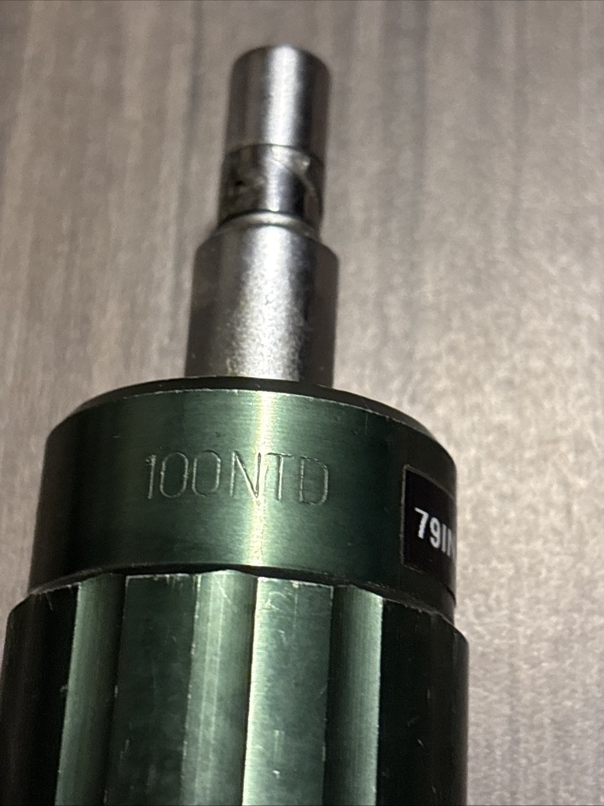 100NTD TORQUE DRIVER Tohnichi