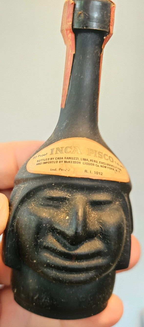 INCA PISCO 1.6 oz empty ceramic Bottle decanter Inca was pleasantly plowed