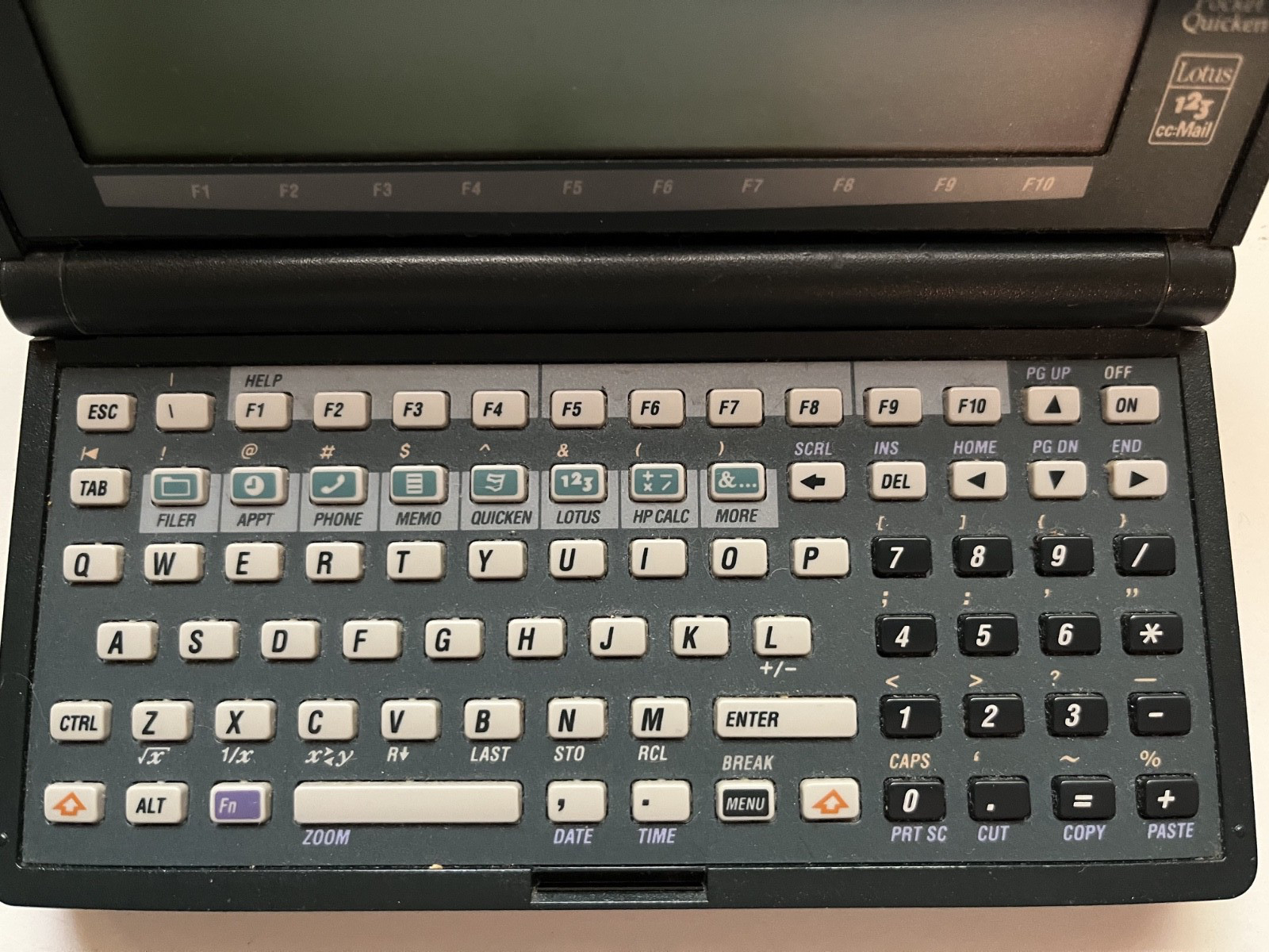 Vintage HP 200LX Palmtop PC 2MB RAM, 5MB Flash, Data Cable, AC Adapter, Manuals