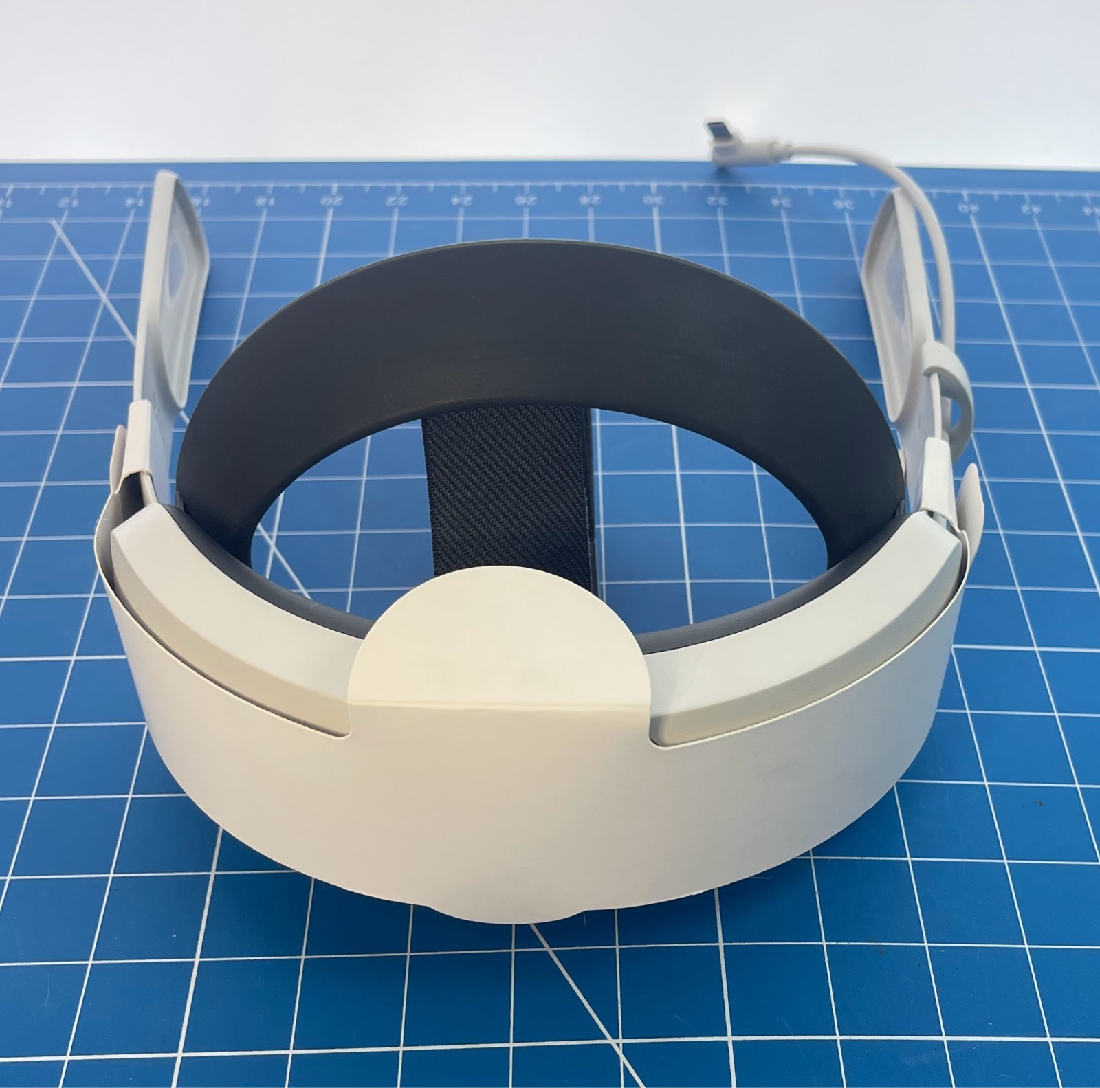 Meta Oculus Quest 2 KW49CM Standalone VR Headset No Controllers Extra Battery