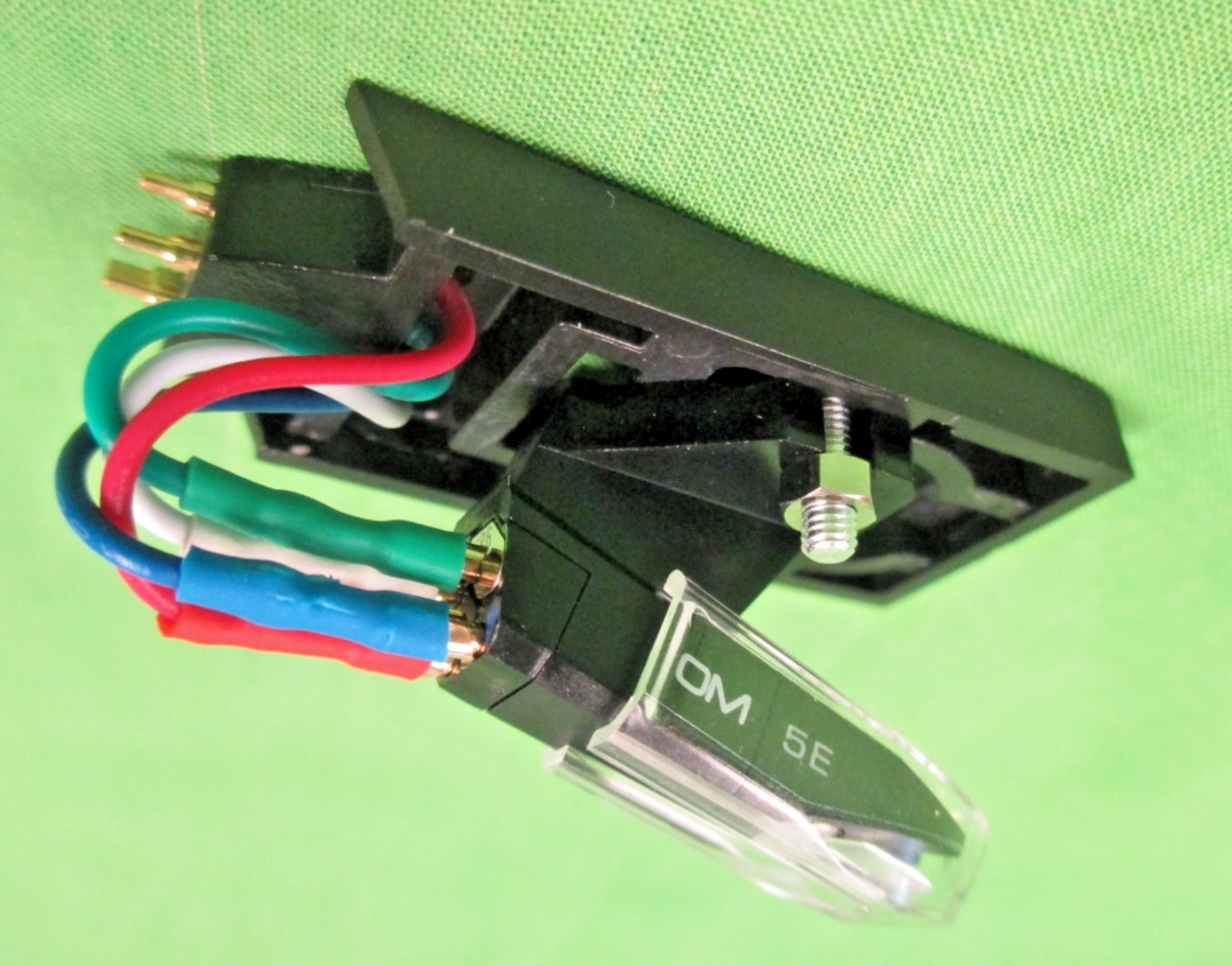 NEW ORTOFON OM 5E WITH  ELLIPT  STYLUS ON DUAL TURNTABLE TYPE SLED  READ BELOW