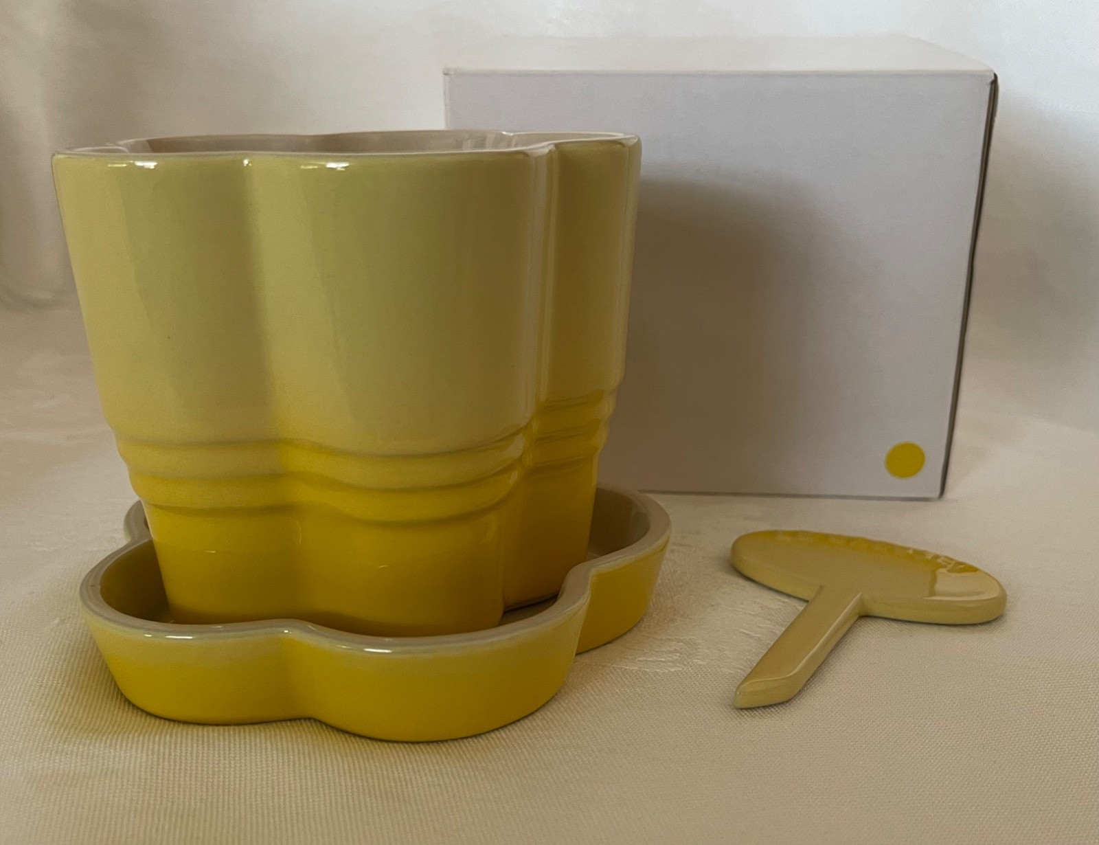 Rare & Retired - LE CREUSET Soleil Yellow Flower Herb Planter w/ Tray and Marker