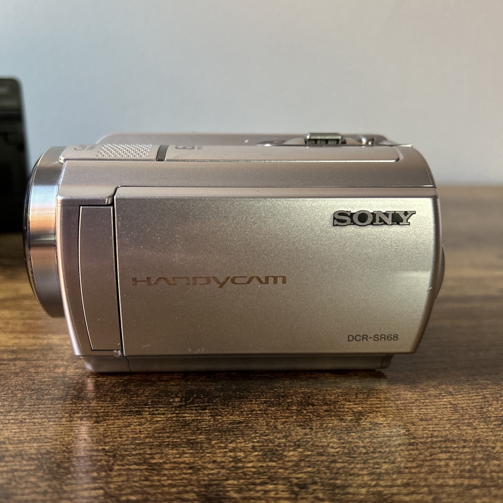 Sony Handycam DCR-SR68 Standard Definition Camcorder (Silver) 80GB HDD