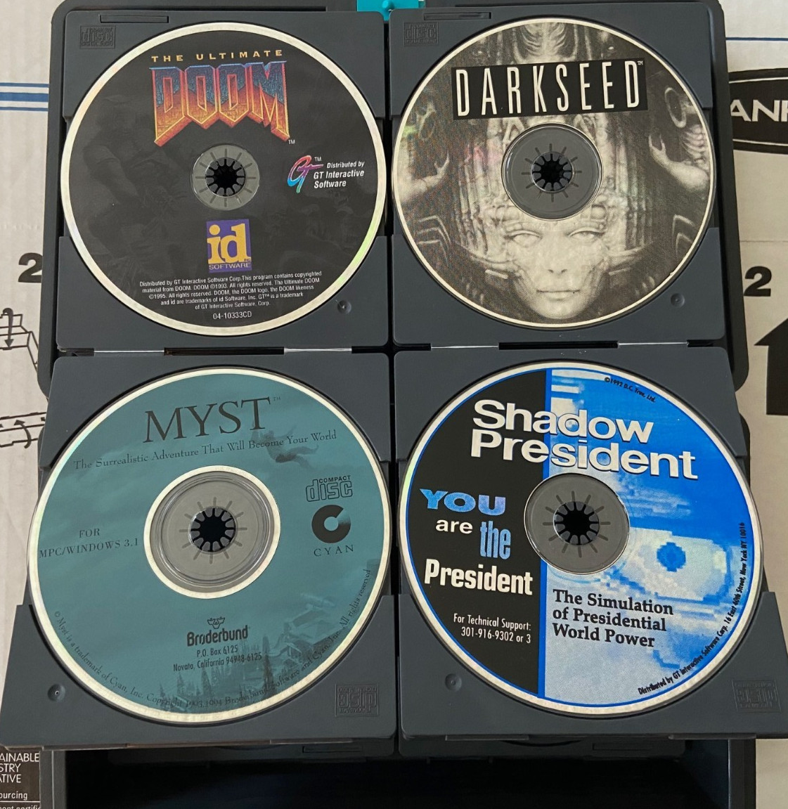 PC-CD ROMS For Windows 1990's Original Super Clean Disks/ Lot of 23 w/case