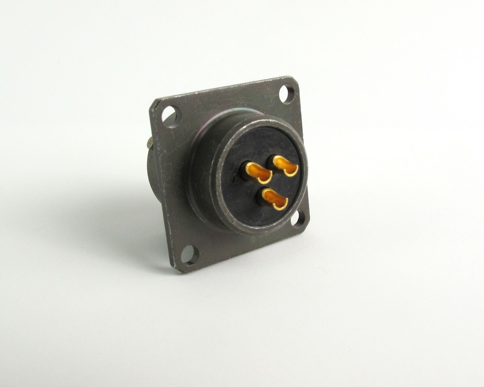 Amphenol PT02C12-3P(170) Mil Electrical Circular Connector Plug Sz 12 3POS Gold