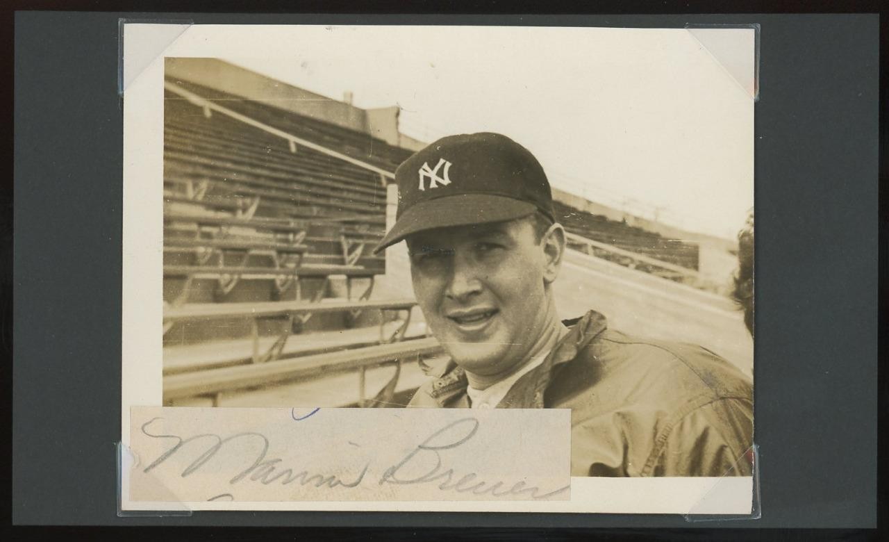 MARVIN BREUER original 1943 photo with autograph cut | Yankees - signed