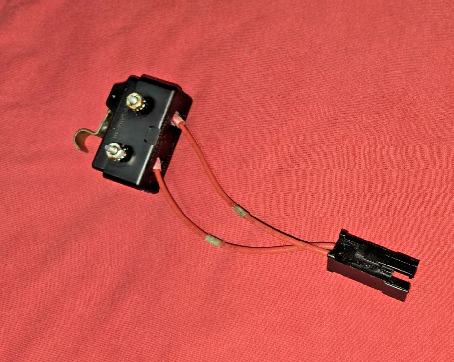 Vulcan Hart Microswitch, Part#: 00-411496-000F7, used, Nice condition