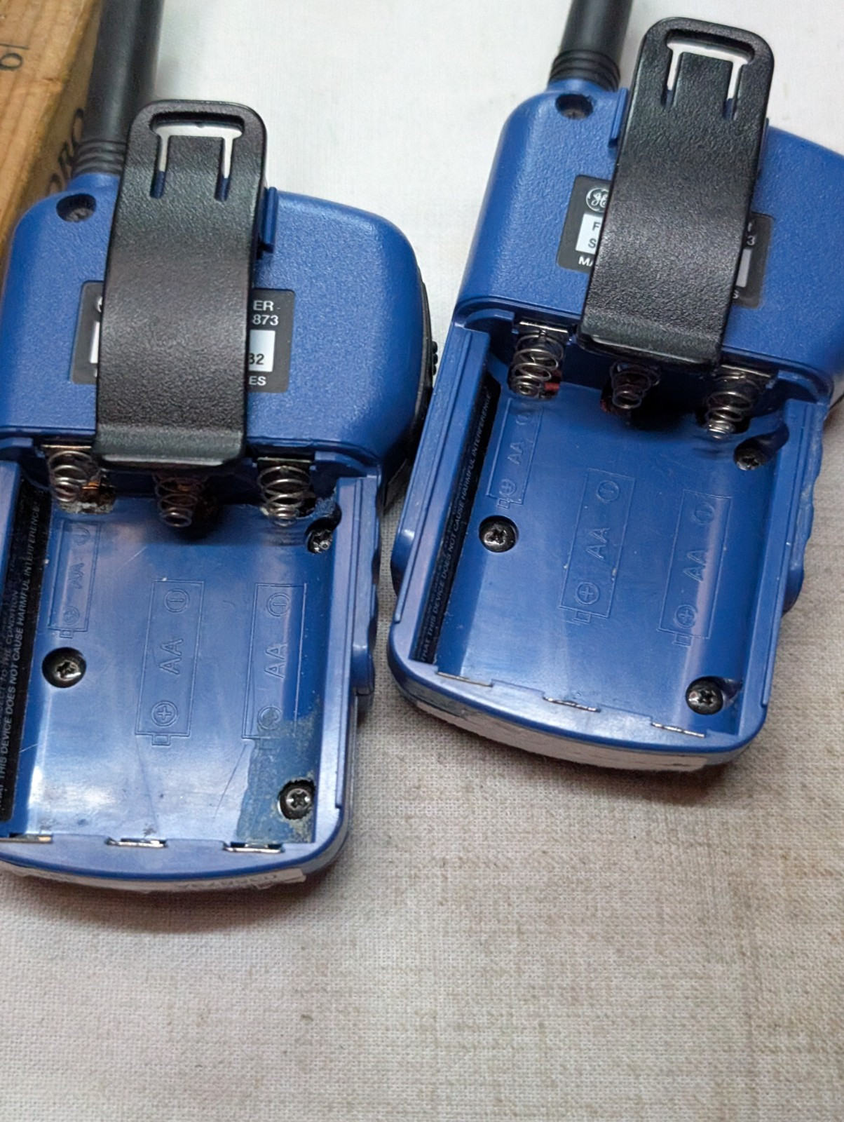 General Electric 3-5873 Blue FM Two-Way Radio Walkie Talkie One Works