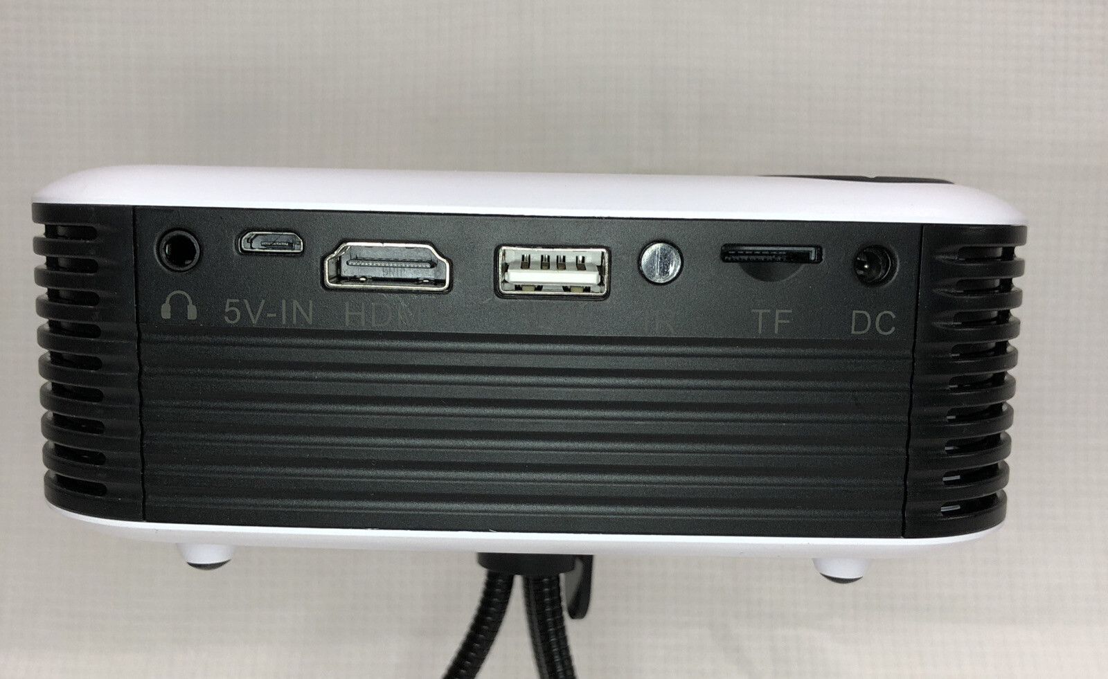 MINOLTA MINI HD PROJECTOR MN693 Working! Projector Only-No Remote Or Screen
