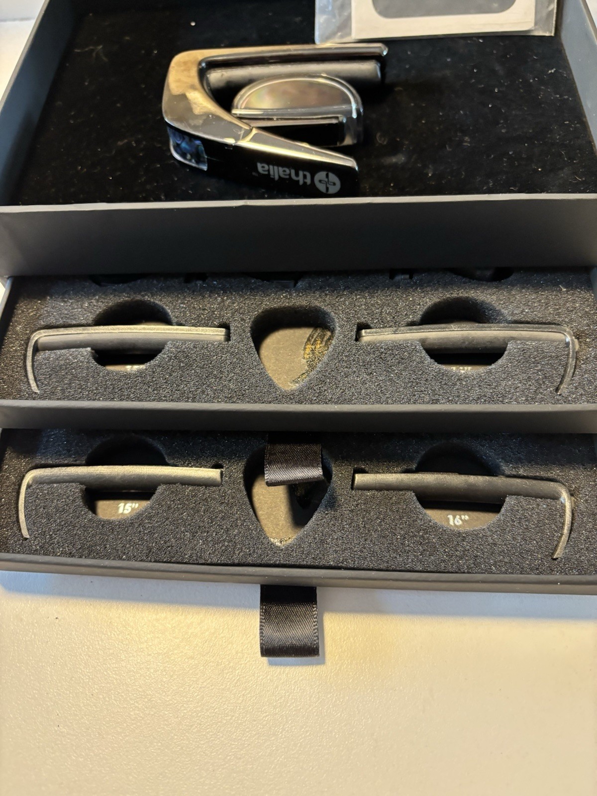 Thalia Guitar Capo With Attachments And Box
