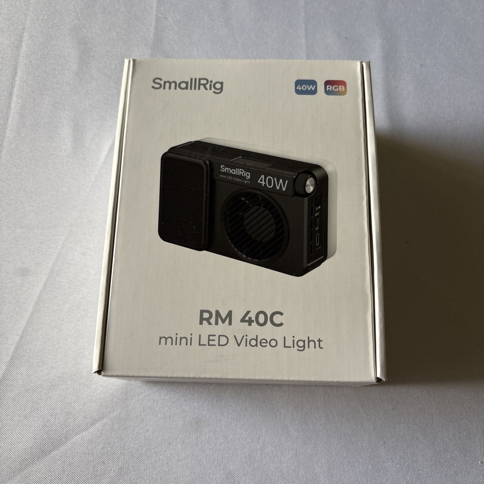 SmallRig RM 40C Mini LED RGB Video Light Studio Photography Light 2500K-10000K