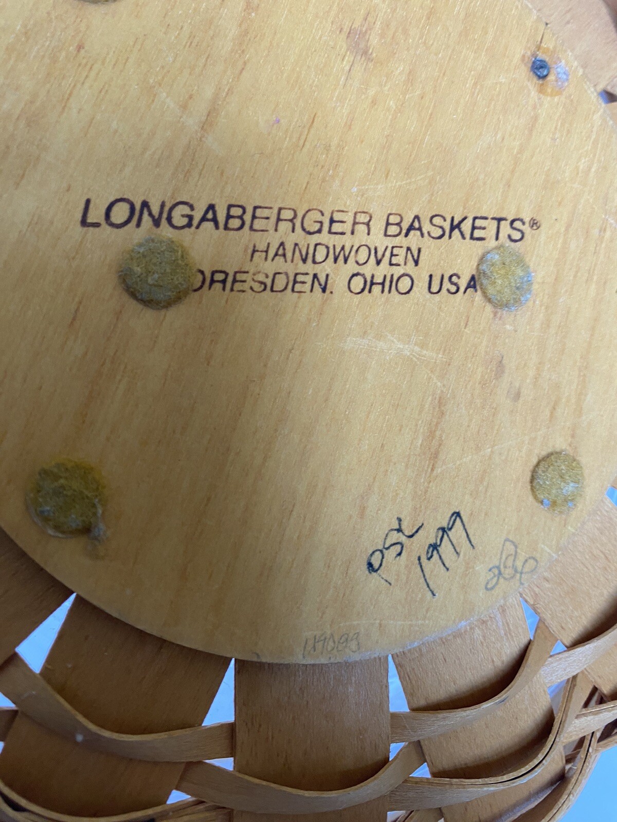 Longaberger 1999 Christmas Collection Popcorn Basket with Plastic Protector