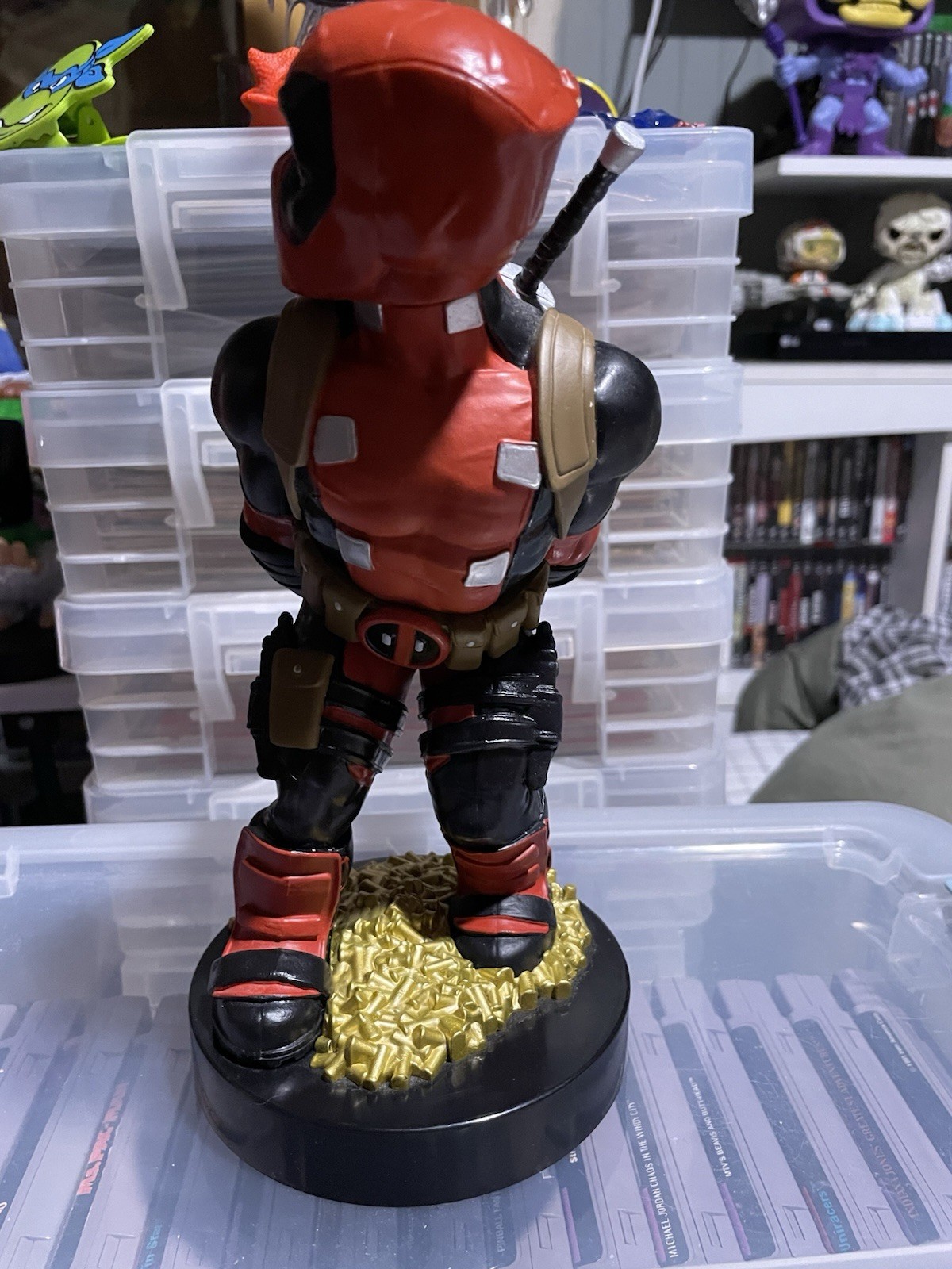 Cable Guys Deadpool Controller Holder With Gold Bullet Shells