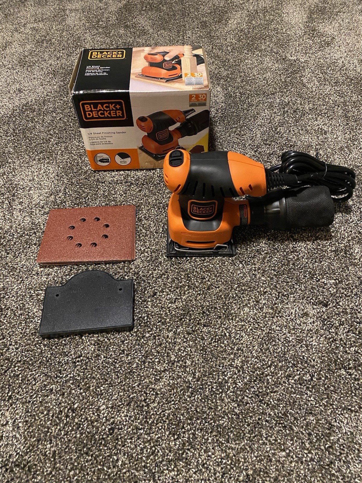 Black + Decker FS540 1/4 Sheet Finishing Sander With Sanding Sheets