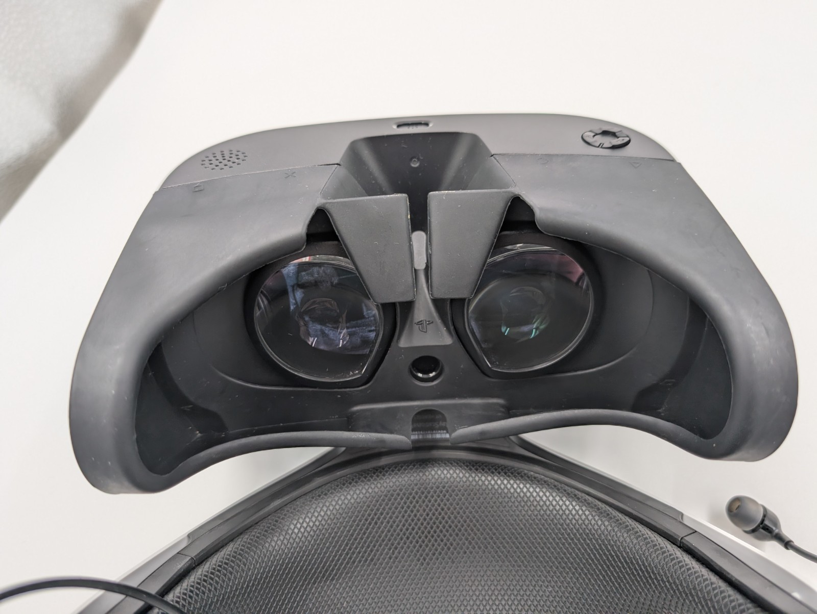 Sony PlayStation PS VR1 Headset Only (No Processor) - ZVR2 Version (260066)